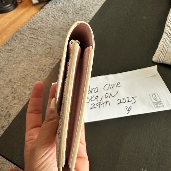 LV Emilie Wallet - Picture 4 of 16